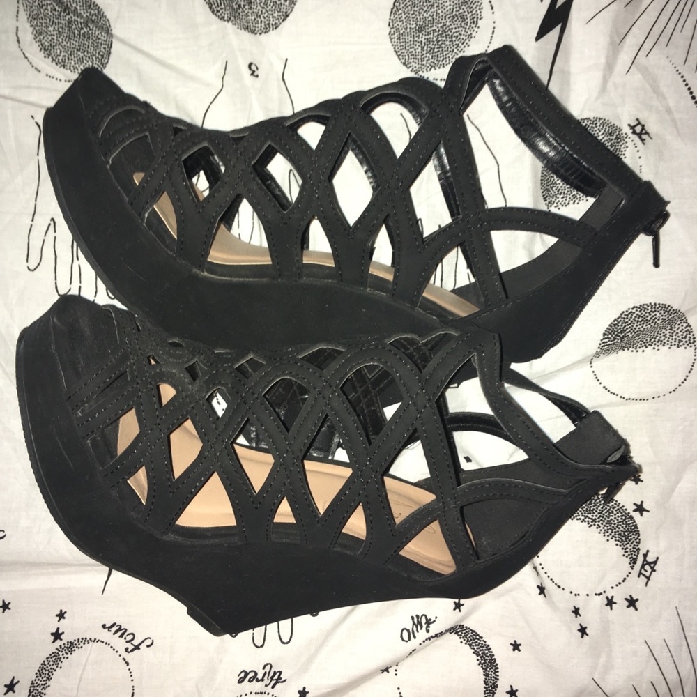 High heel shoes